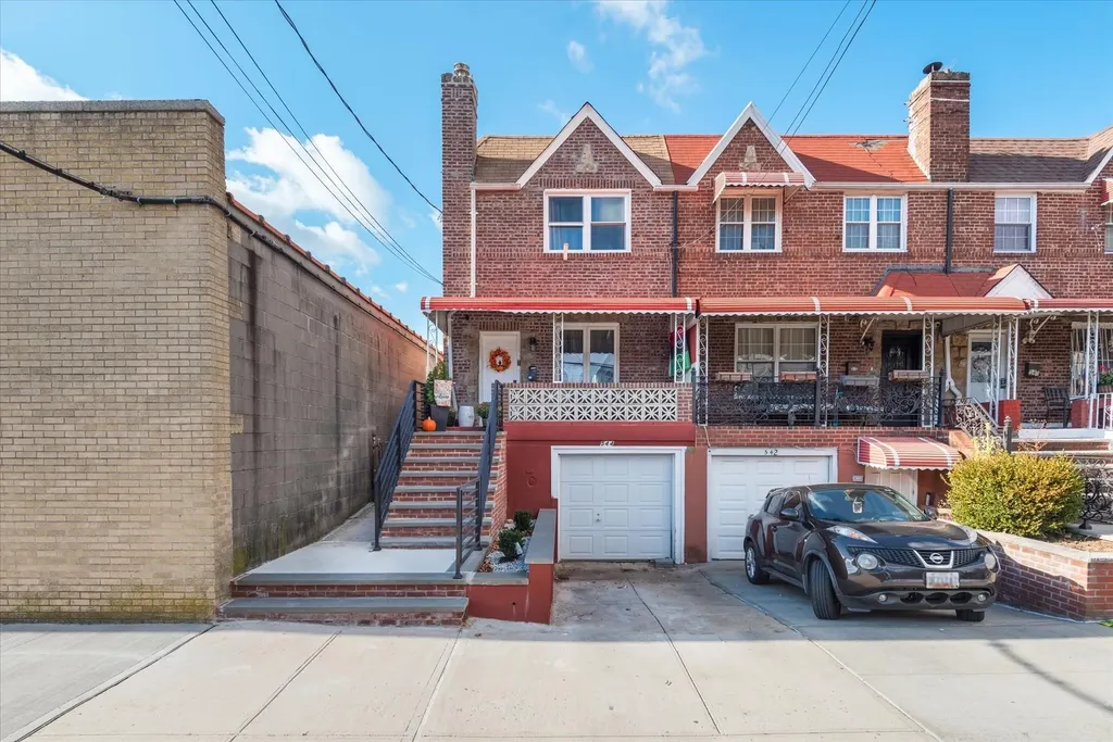 544 E 43rd Street Brooklyn NY 11203