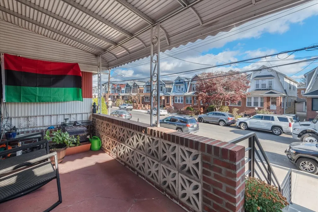 544 E 43rd Street Brooklyn NY 11203