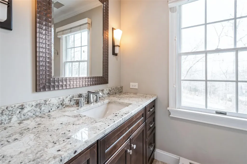 70 Indian Hill Road Mount Kisco NY 10549