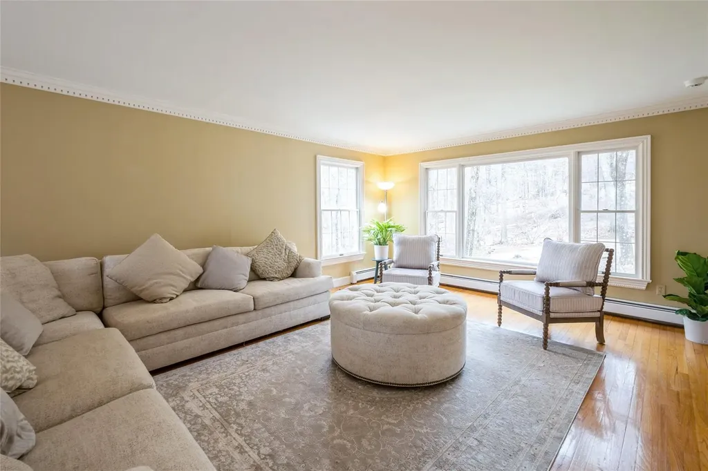 70 Indian Hill Road Mount Kisco NY 10549