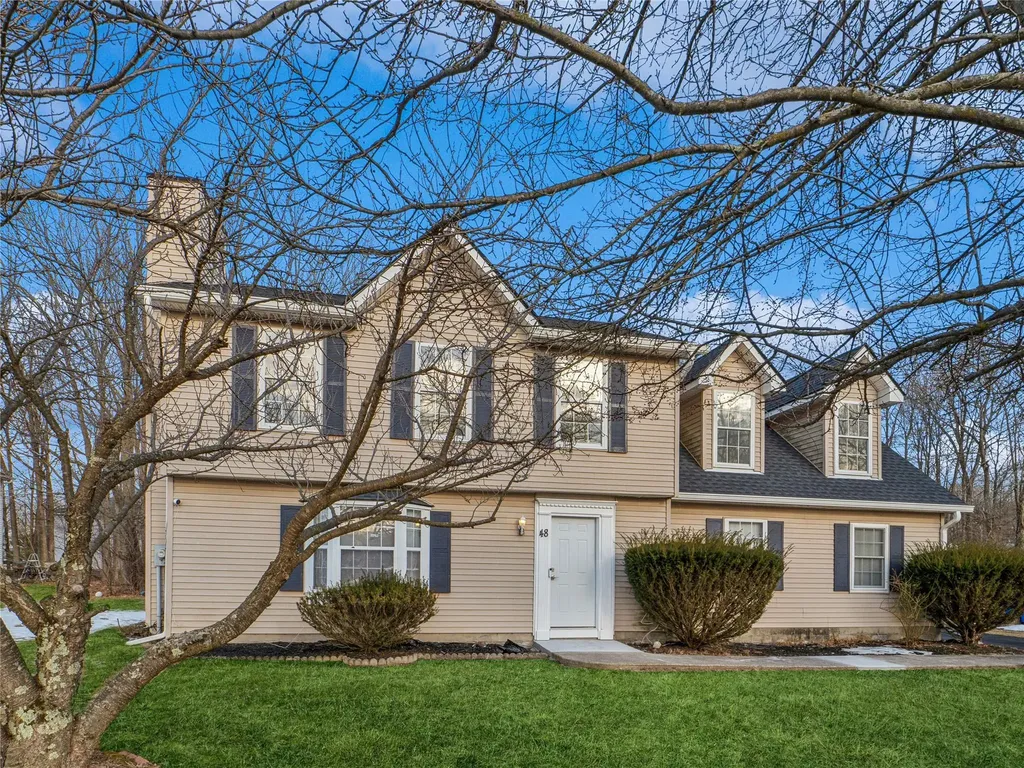 48 Inwood Avenue Poughkeepsie NY 12601