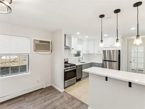 48 Inwood Avenue Poughkeepsie NY 12601