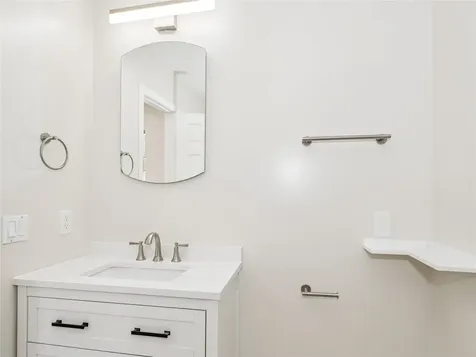 48 Inwood Avenue Poughkeepsie NY 12601