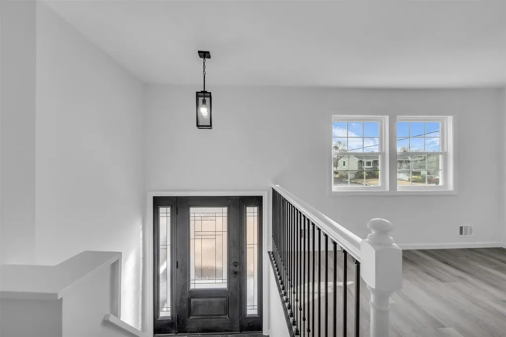 495 Hawkins Road Selden NY 11784