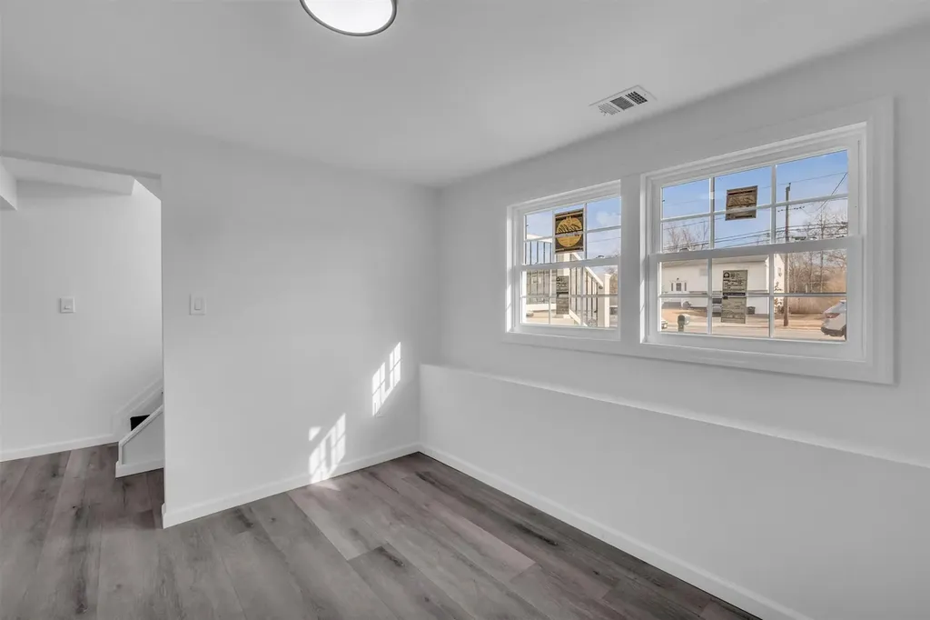 495 Hawkins Road Selden NY 11784