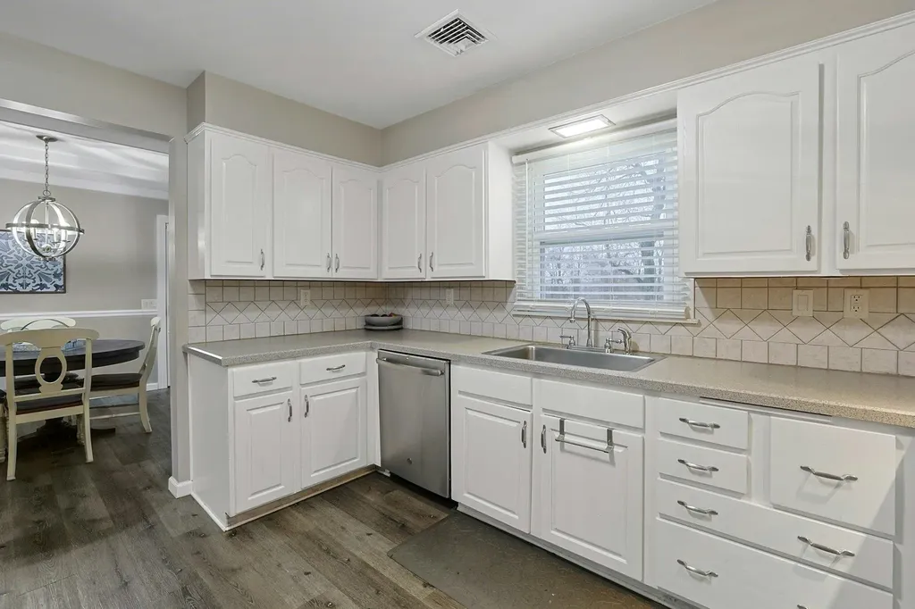48 Galloway Lane Valhalla NY 10595