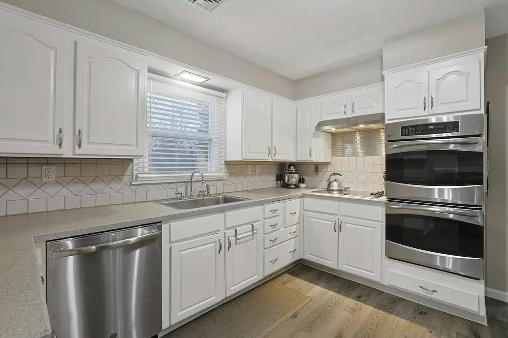 48 Galloway Lane Valhalla NY 10595
