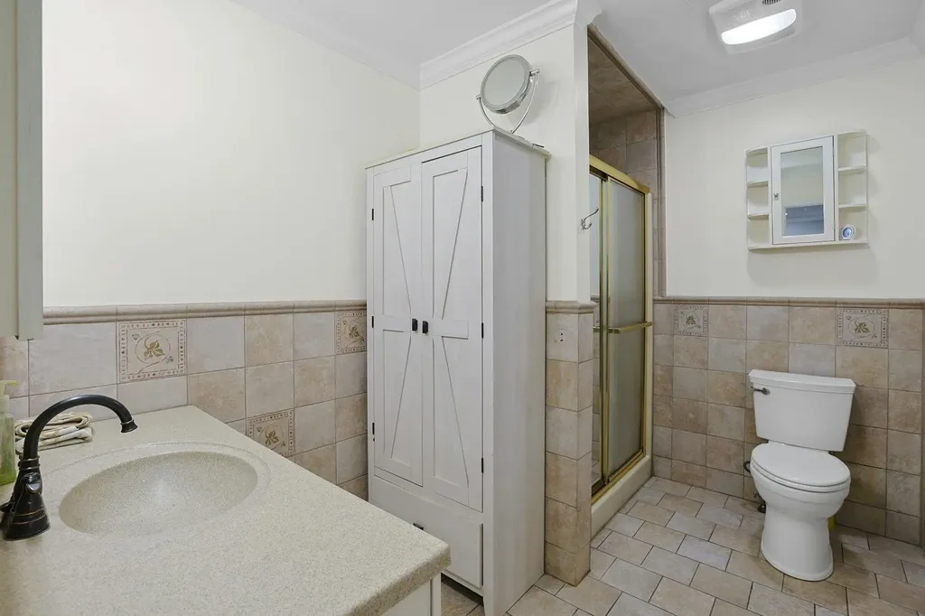 48 Galloway Lane Valhalla NY 10595