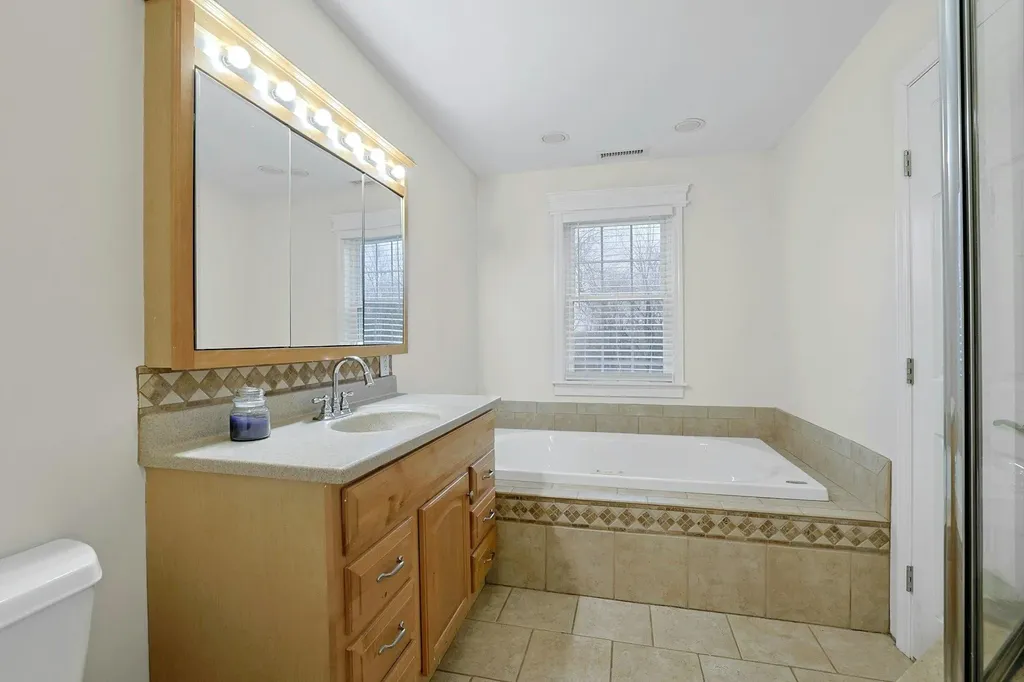 48 Galloway Lane Valhalla NY 10595
