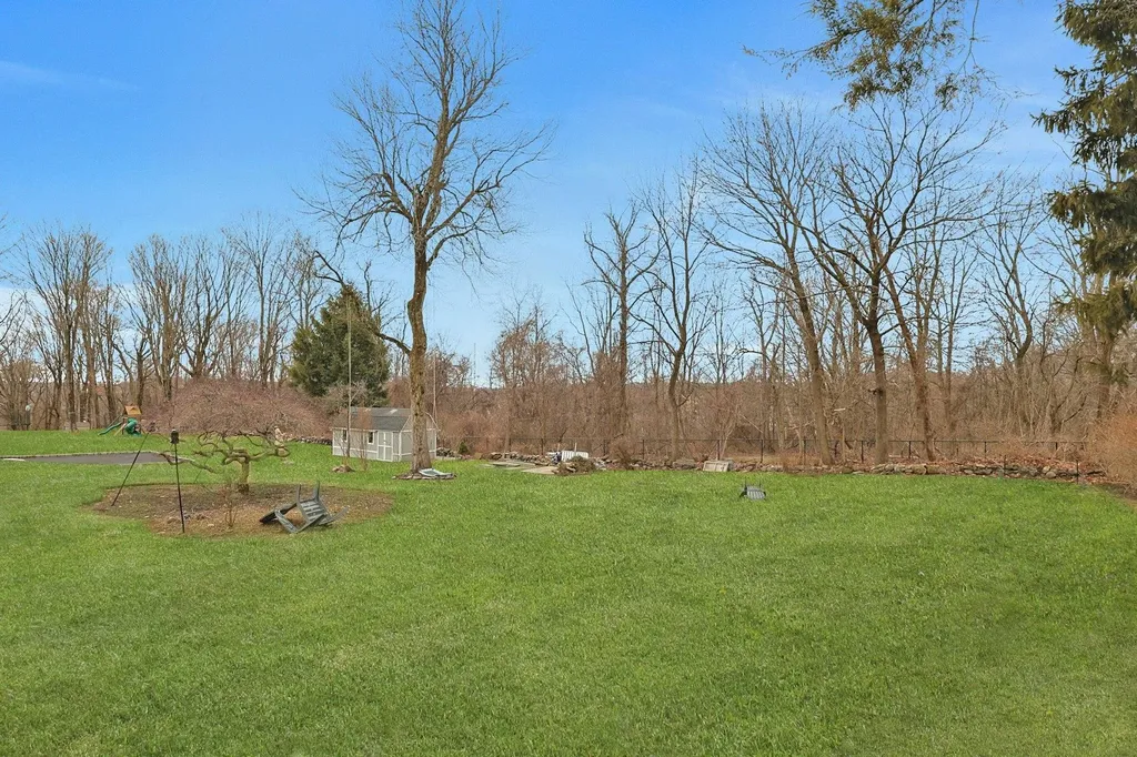 48 Galloway Lane Valhalla NY 10595