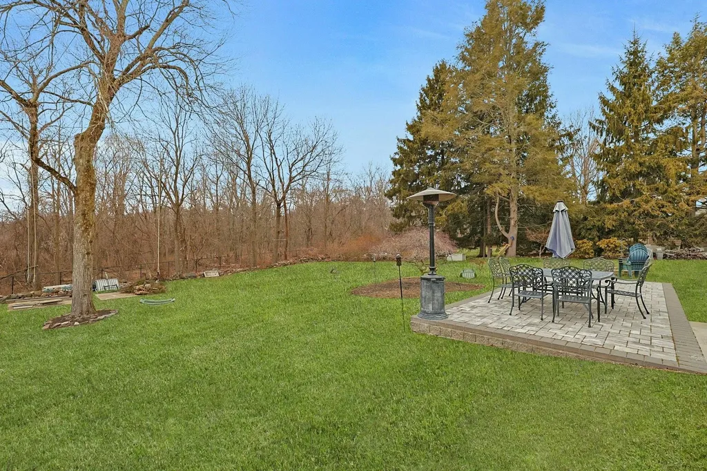 48 Galloway Lane Valhalla NY 10595