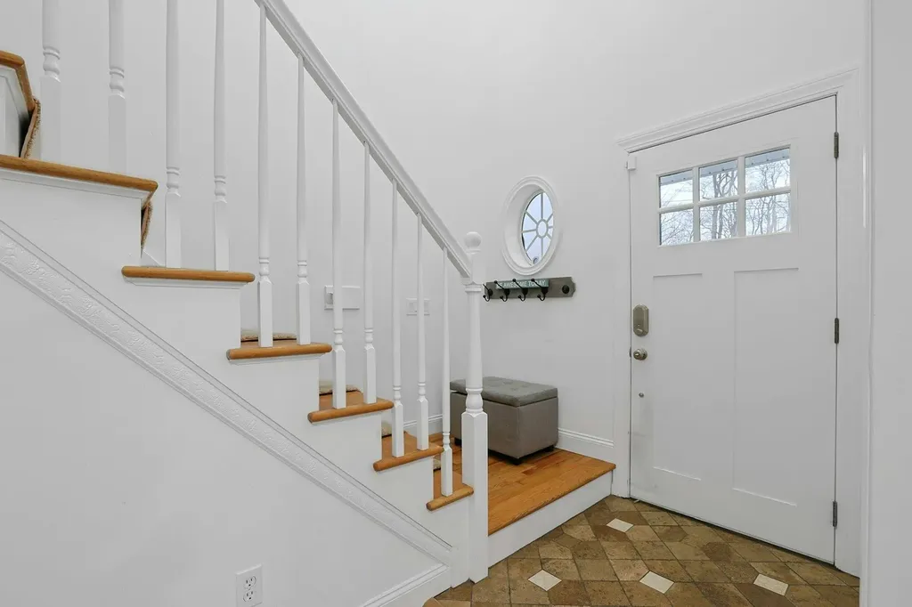 48 Galloway Lane Valhalla NY 10595