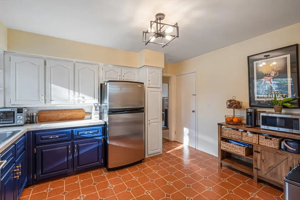 38 Maxwell Road Garden City NY 11530