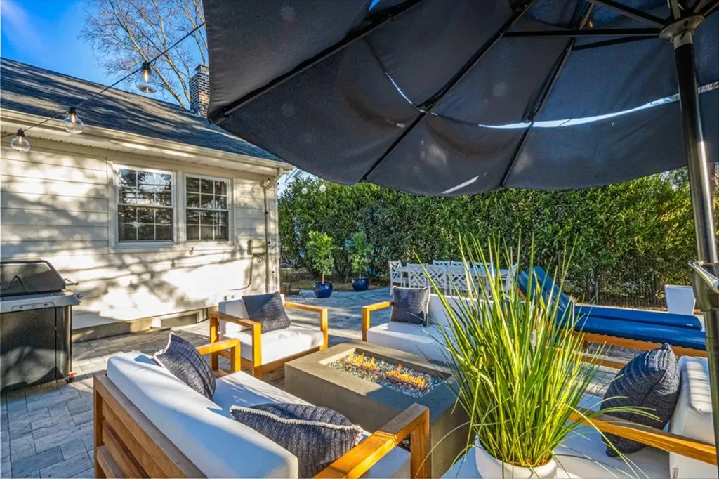 38 Maxwell Road Garden City NY 11530