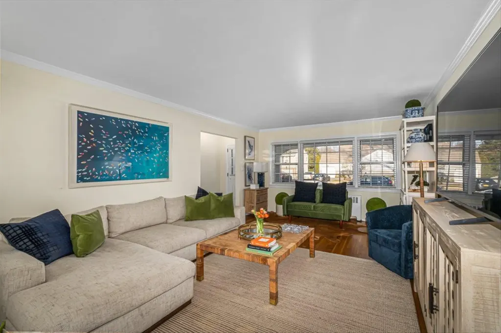 38 Maxwell Road Garden City NY 11530