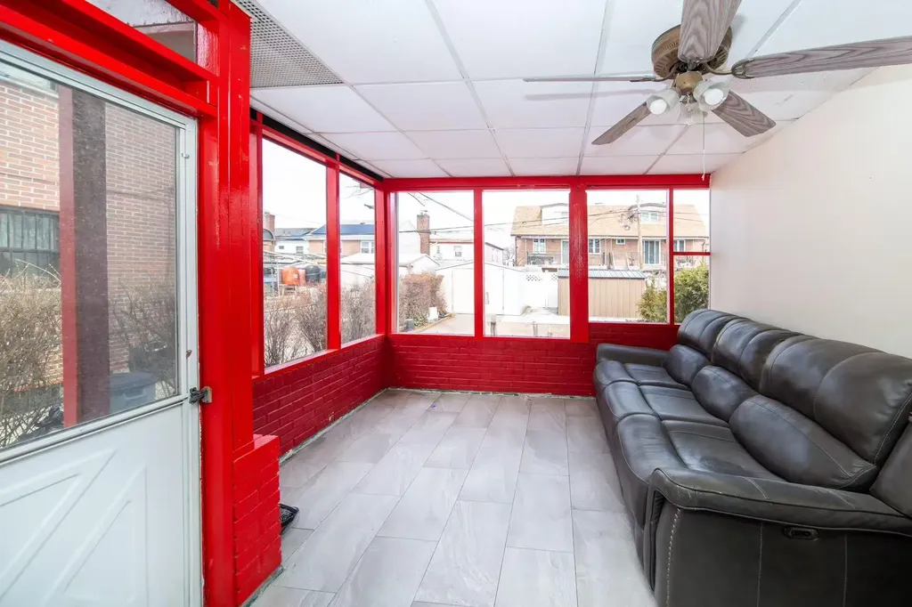 15425 58th Road Flushing NY 11355
