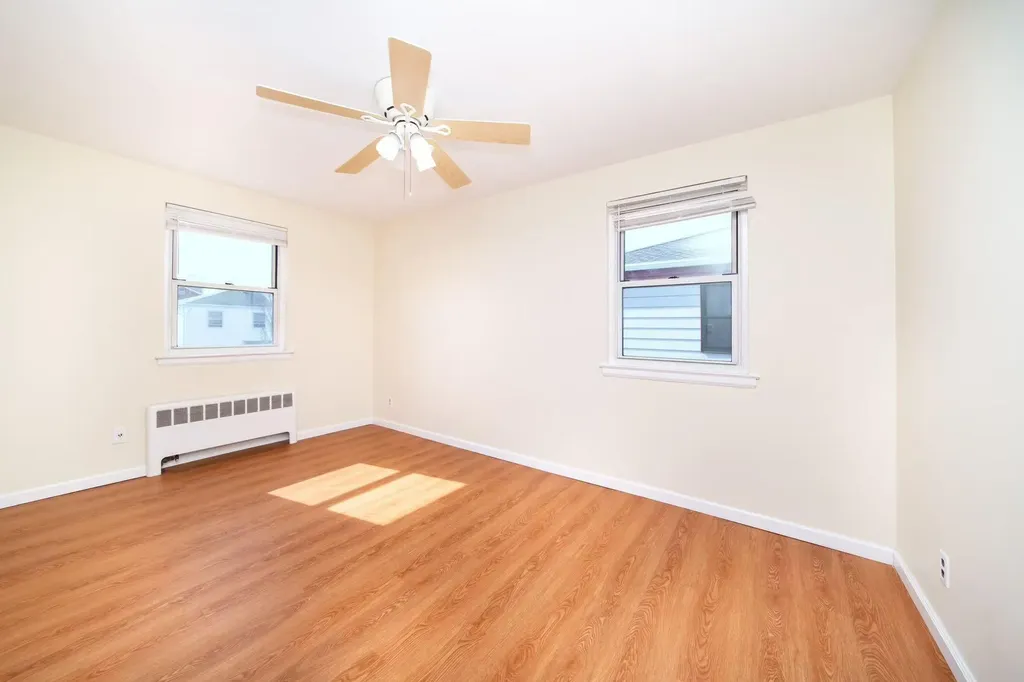 15425 58th Road Flushing NY 11355