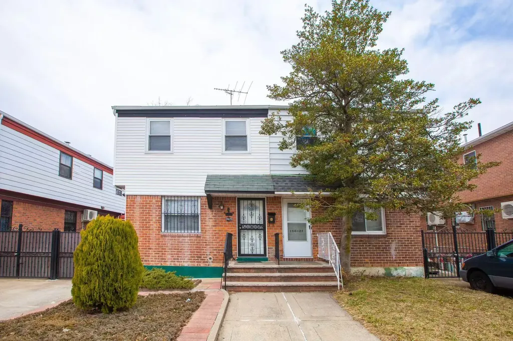 15425 58th Road Flushing NY 11355