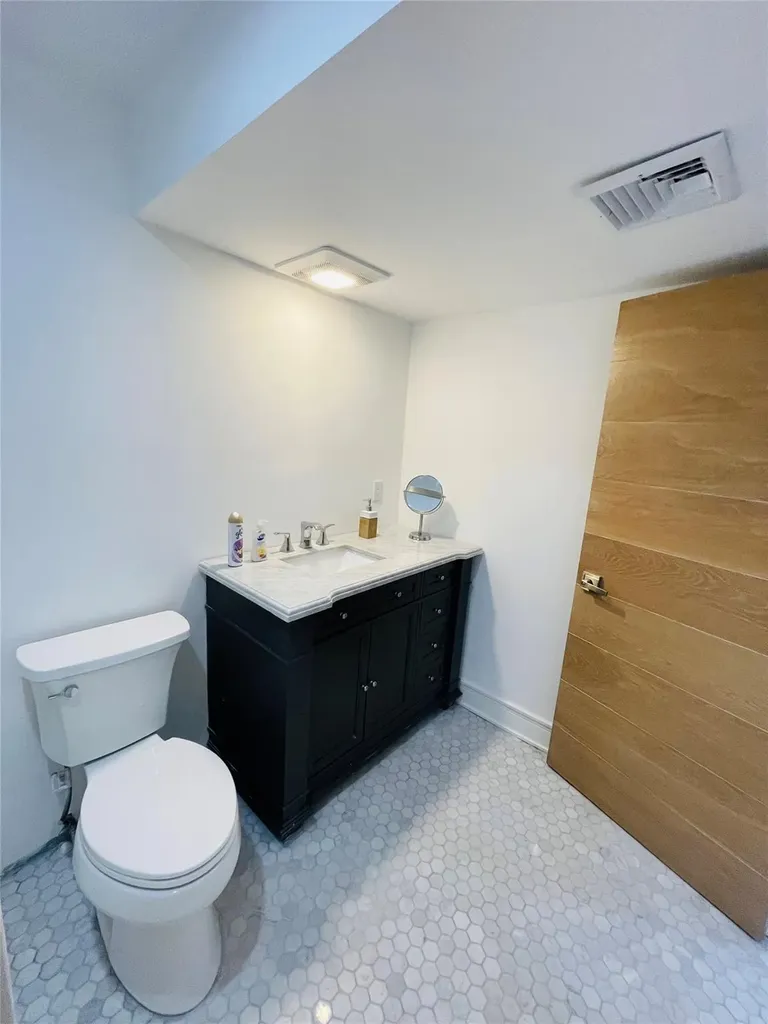 85 Windflower Lane Riverhead NY 11901