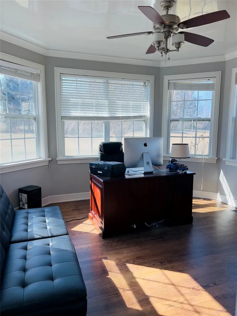 85 Windflower Lane Riverhead NY 11901