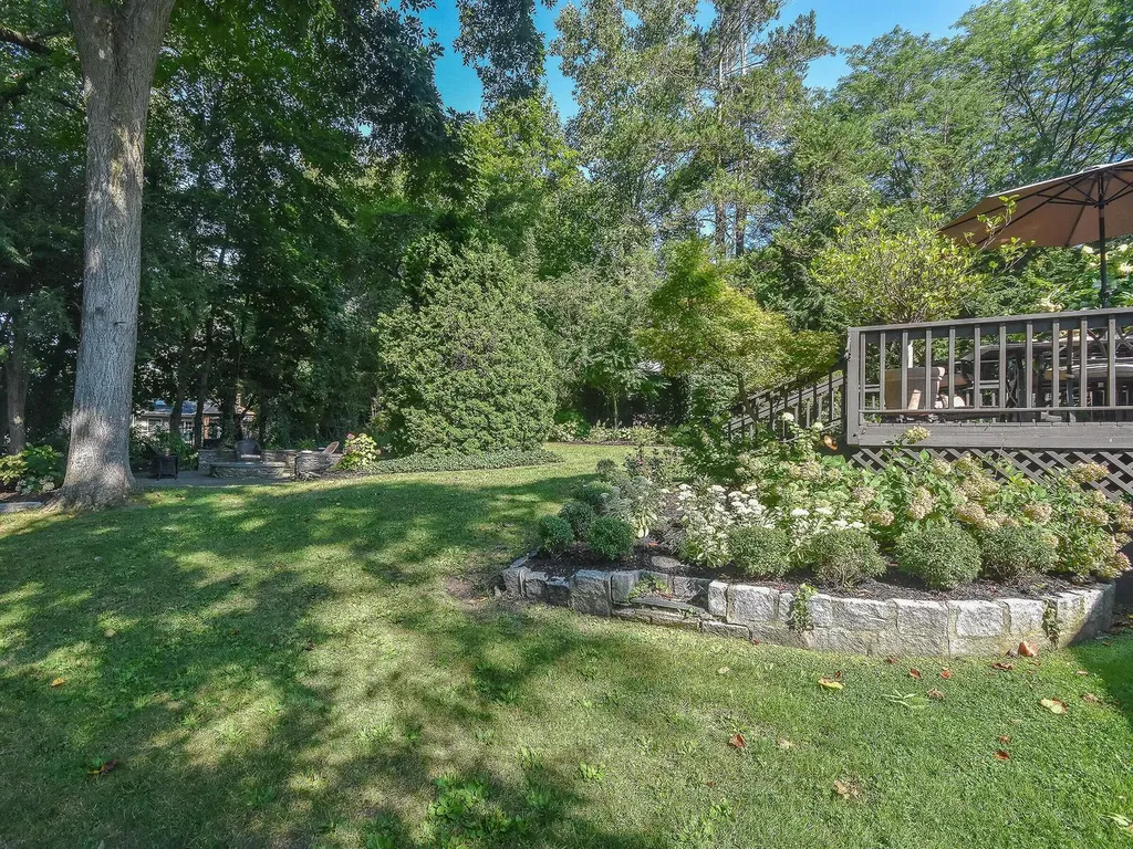 3 Orchard Lane Sea Cliff NY 11579