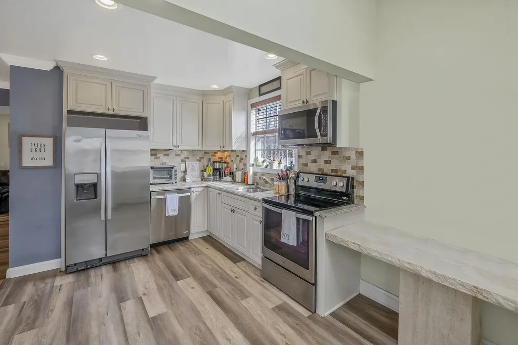 4 Hulse Court Patchogue NY 11772