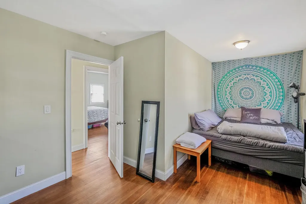 4 Hulse Court Patchogue NY 11772