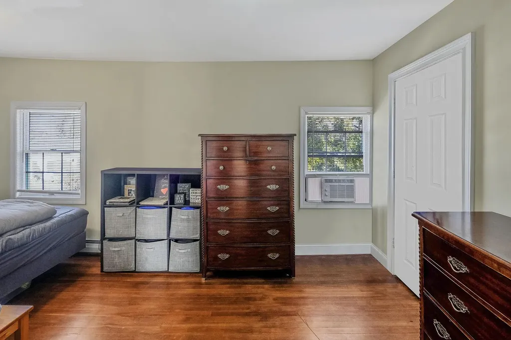4 Hulse Court Patchogue NY 11772