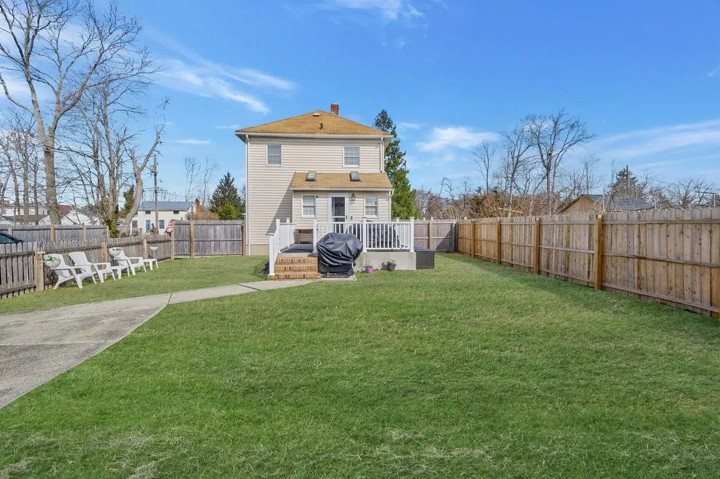 4 Hulse Court Patchogue NY 11772