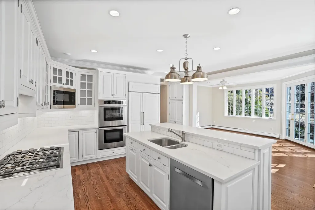 304 Loring Avenue Pelham NY 10803