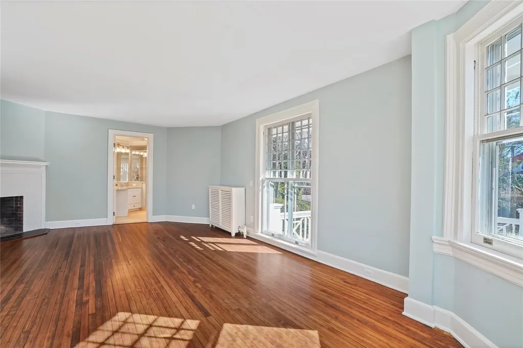 304 Loring Avenue Pelham NY 10803