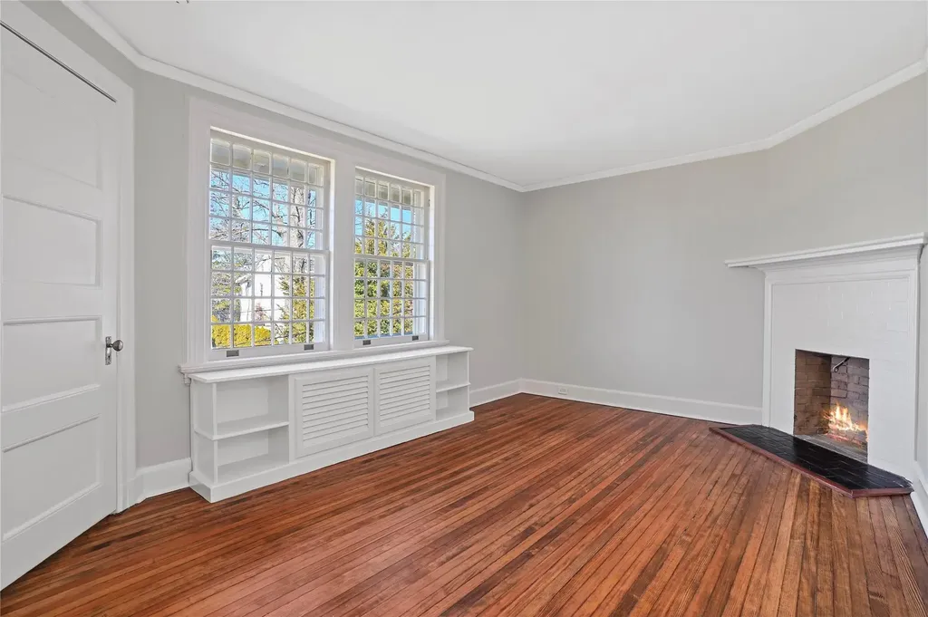 304 Loring Avenue Pelham NY 10803