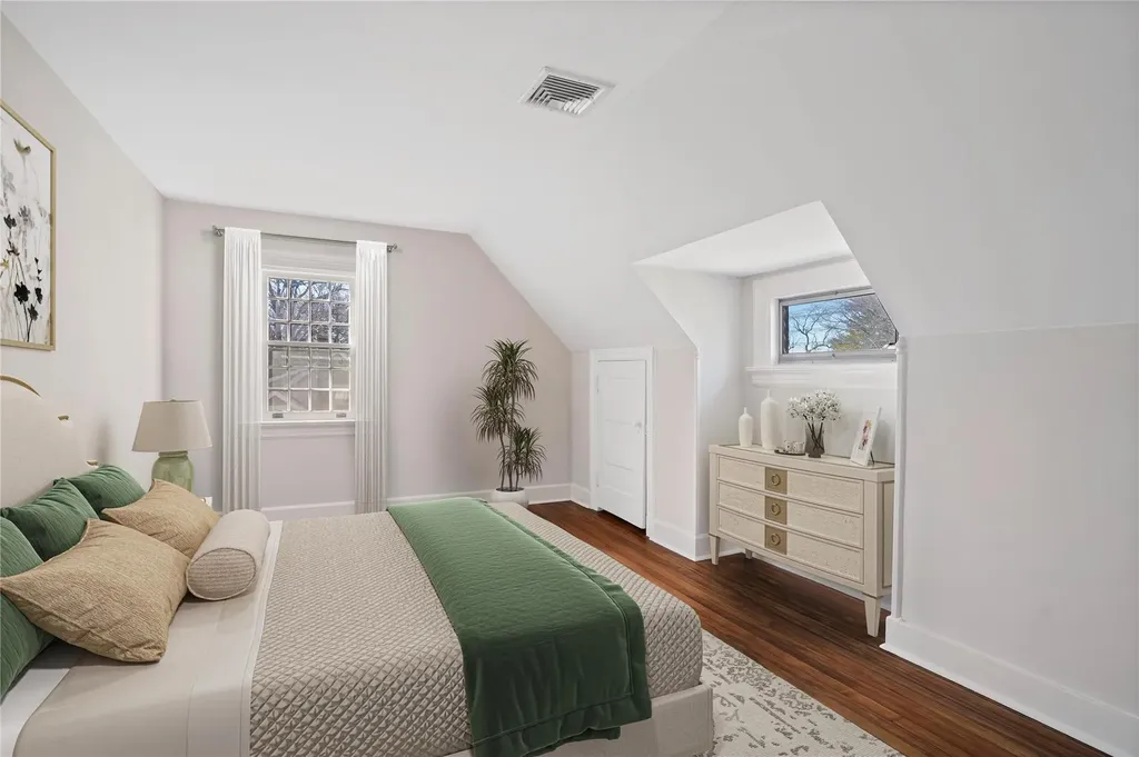 304 Loring Avenue Pelham NY 10803