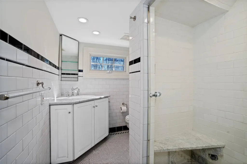 304 Loring Avenue Pelham NY 10803