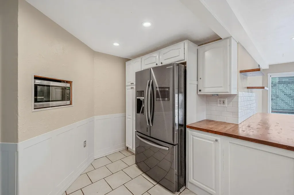 17 Corvette Road Selden NY 11784