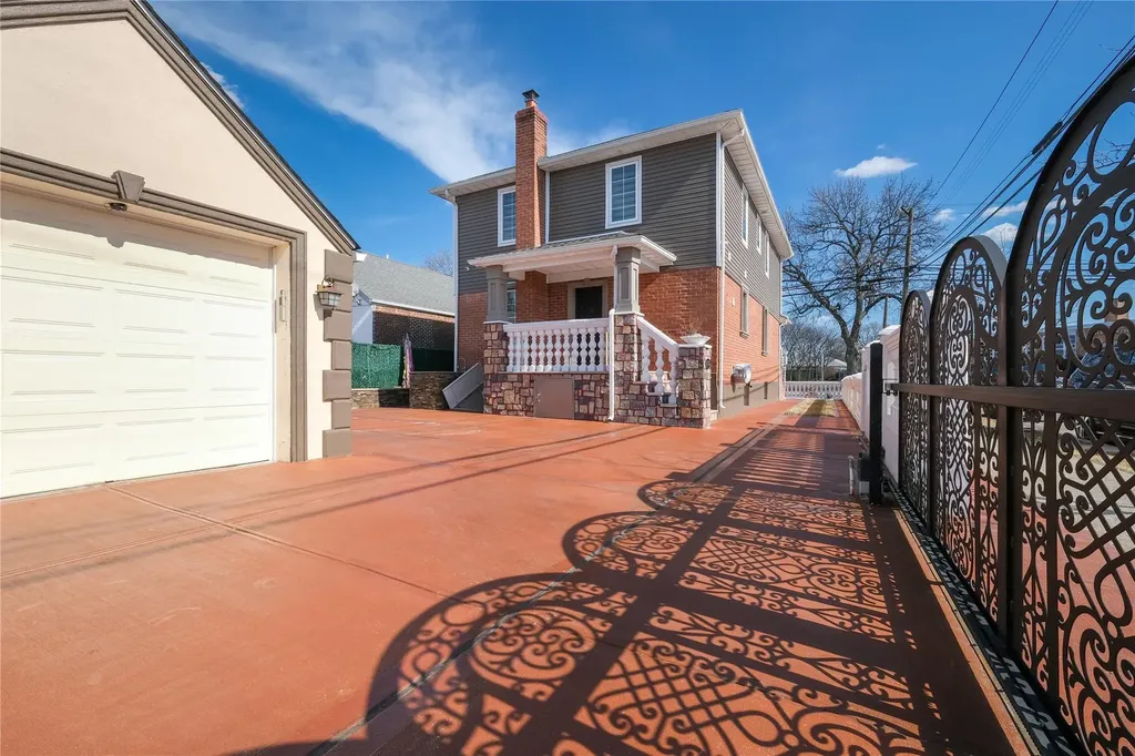 112 Shaw Avenue Valley Stream NY 11580