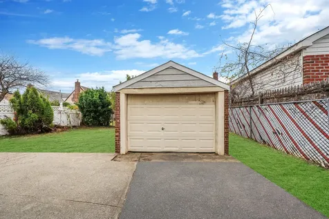 121-16 198th Street Springfield Gardens NY 11413