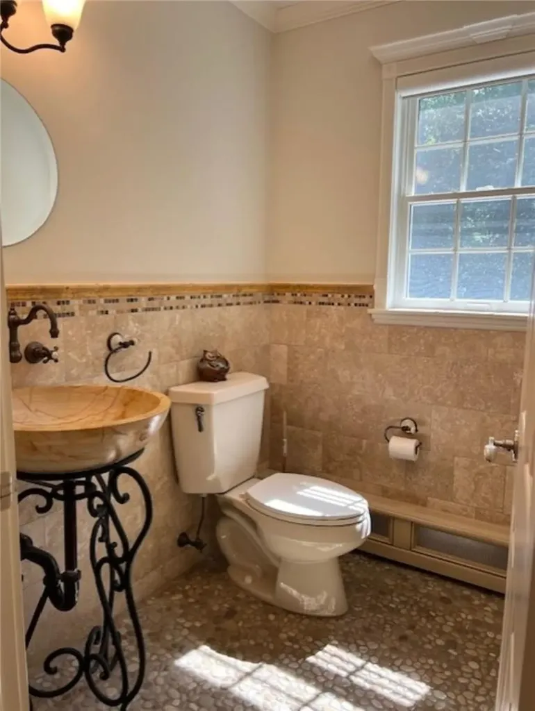 10 Stonewall Drive Holmes NY 12531