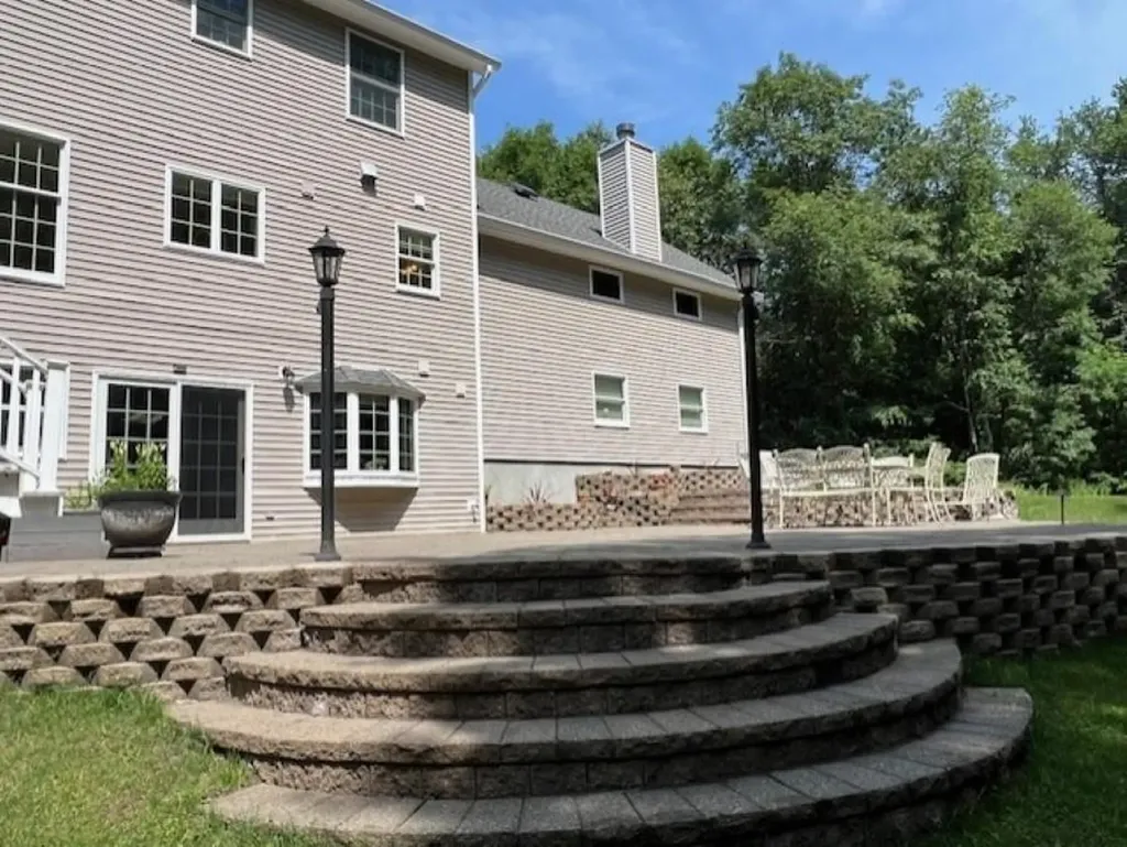 10 Stonewall Drive Holmes NY 12531