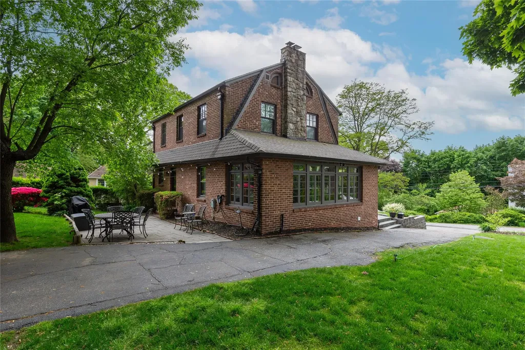 178 Westminster Drive Yonkers NY 10710