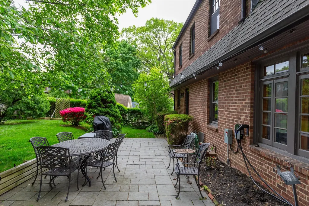 178 Westminster Drive Yonkers NY 10710
