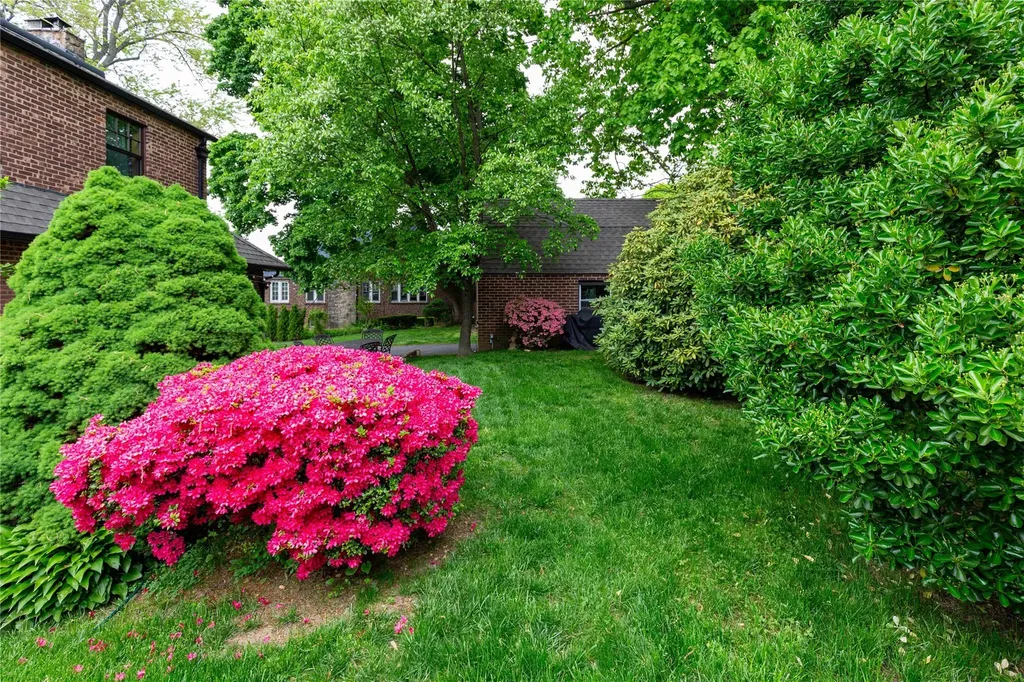 178 Westminster Drive Yonkers NY 10710