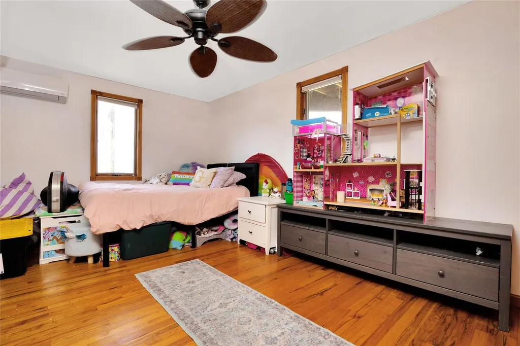 35 Daisy Drive Kings Park NY 11754