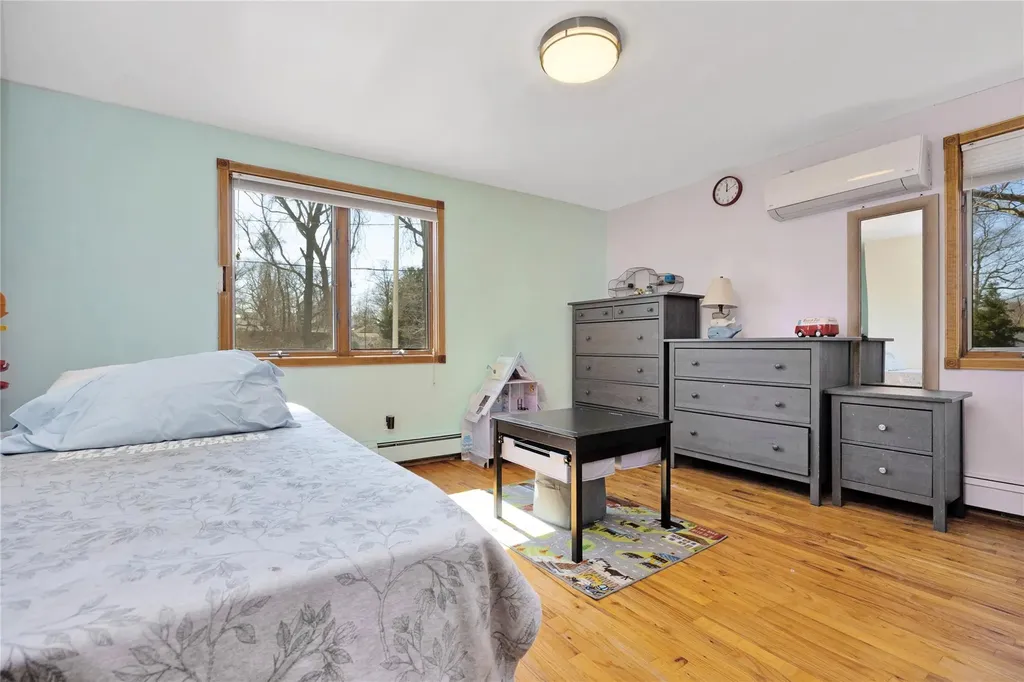 35 Daisy Drive Kings Park NY 11754