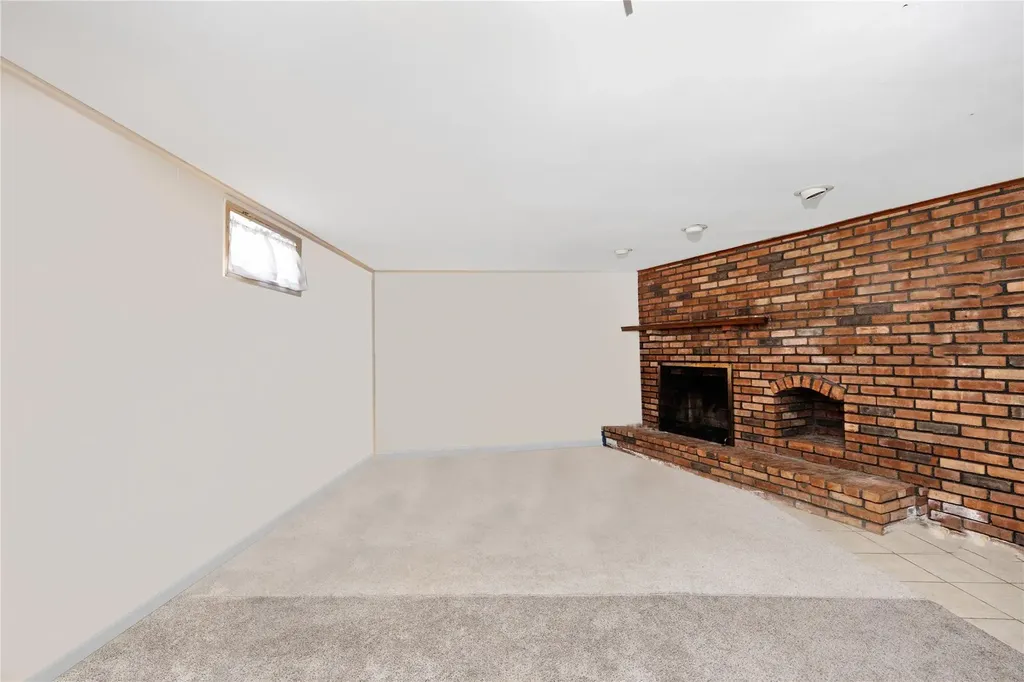 35 Daisy Drive Kings Park NY 11754