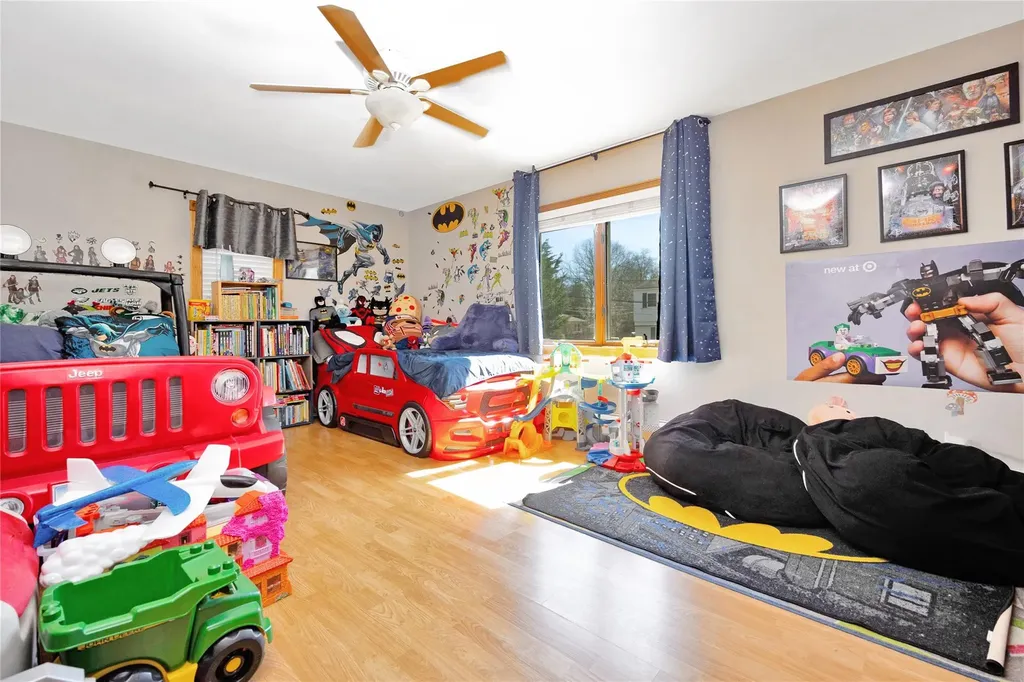 35 Daisy Drive Kings Park NY 11754