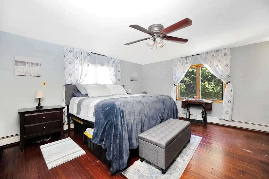 35 Daisy Drive Kings Park NY 11754