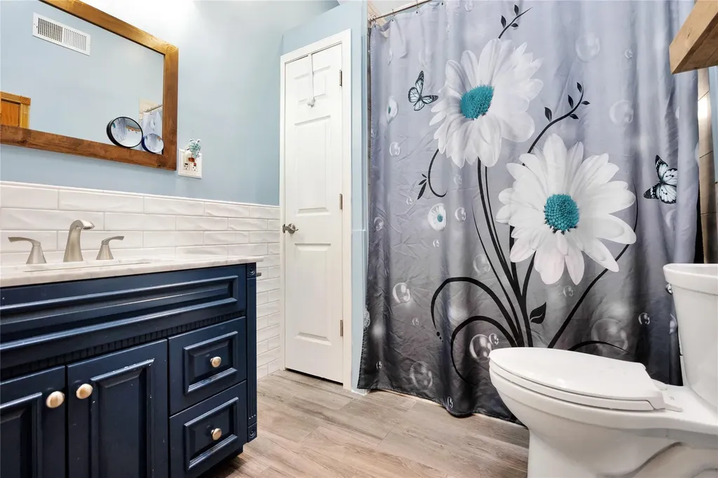 35 Daisy Drive Kings Park NY 11754
