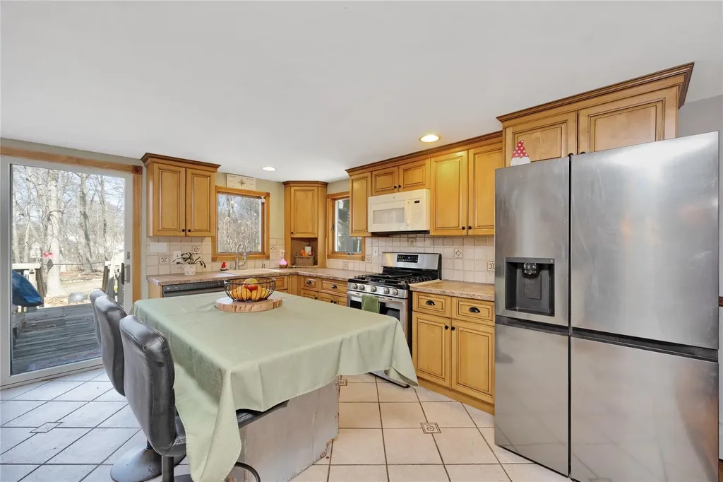 35 Daisy Drive Kings Park NY 11754