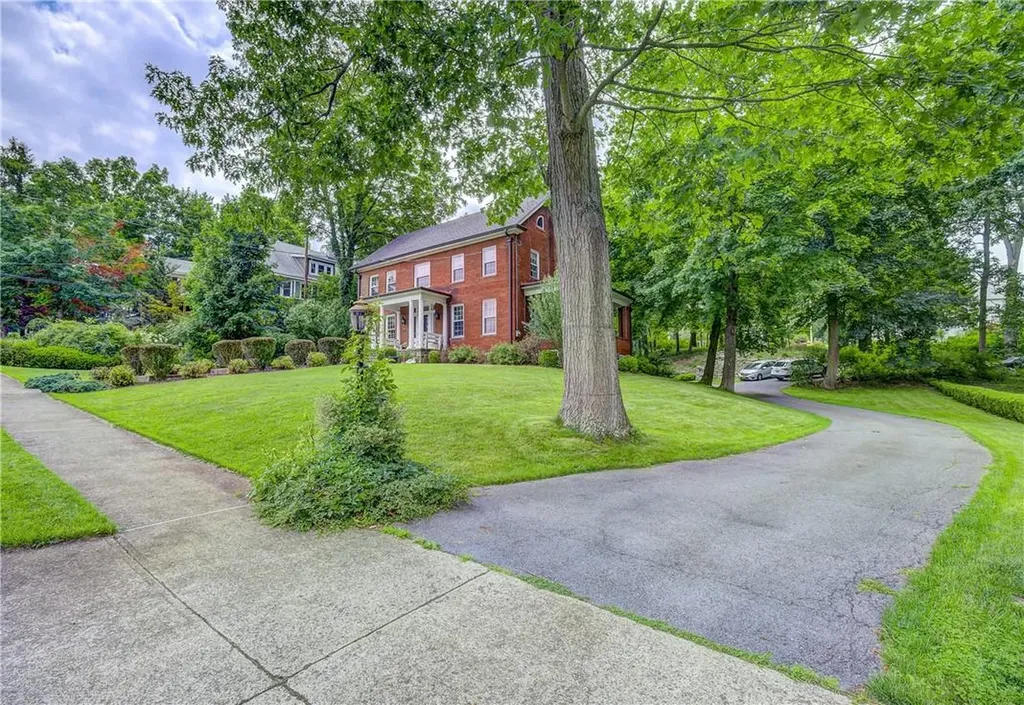 425 Stage Road Monroe NY 10950